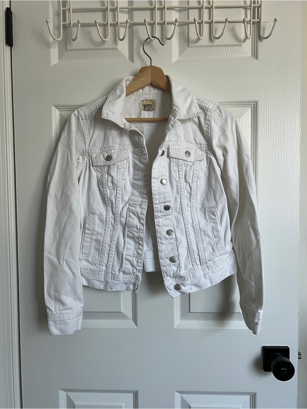 G.H. Bass & Co. White Women's Denim Jacket - Button-Front Trucker
